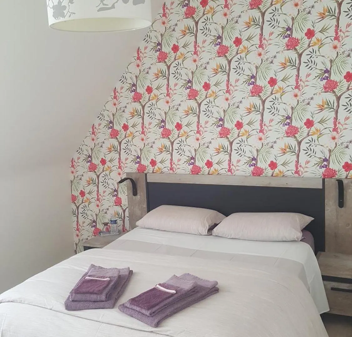 Chambre D'Hote Les Iles Concarneau 0*,  France